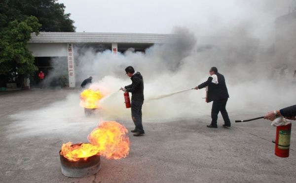 全面提升安全意识：关于消防应急演练的关键步骤与策略